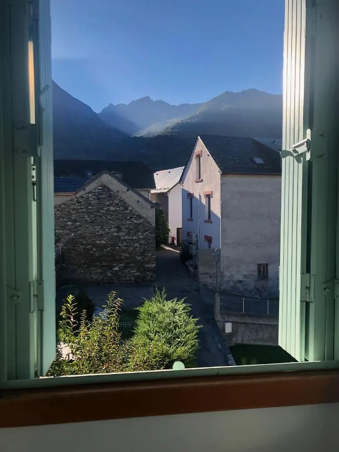 Chambre Suite Entree Independante A Luz Luz-Saint-Sauveur Homestay